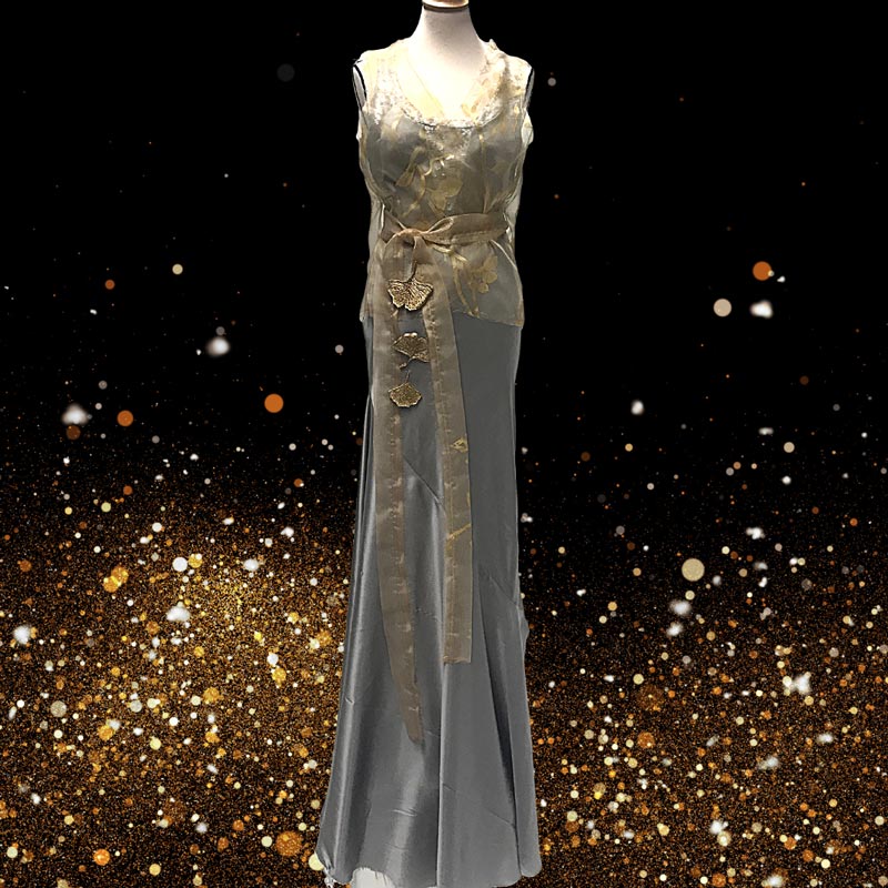 Goldenes Kleid 07